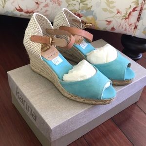 New in box wedges